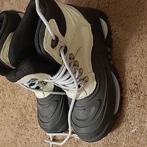 Womans Coleman boots size 7